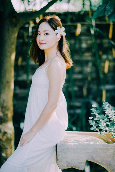 Diễn viên Lan Phương khoe vẻ đẹp vừa trong trẻo vừa quyến rũ - 3 Diễn viên Lan Phương khoe vẻ đẹp vừa trong trẻo vừa quyến rũ - 3