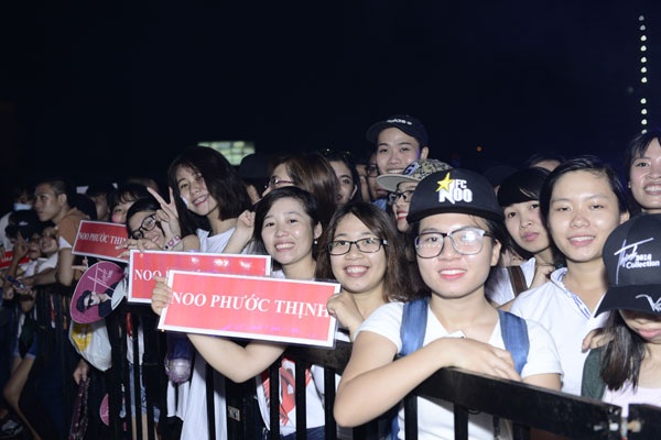 Live Concert Noo Phước Thịnh – Đón đầu xu thế live-stream - 8 Live Concert Noo Phước Thịnh – Đón đầu xu thế live-stream - 8