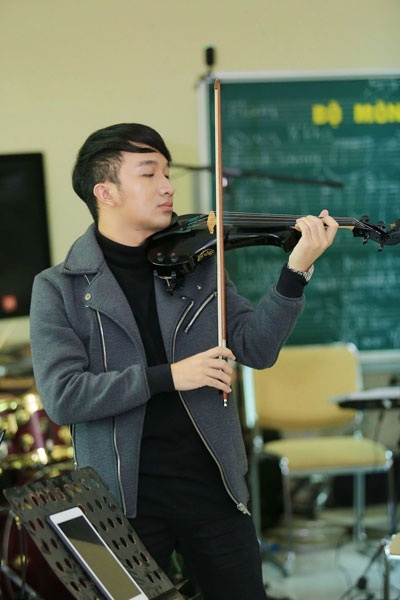 Thu Phương tự giảm phần lớn cát- sê để ủng hộ Hoàng Rob - 3 Thu Phương tự giảm phần lớn cát- sê để ủng hộ Hoàng Rob - 3