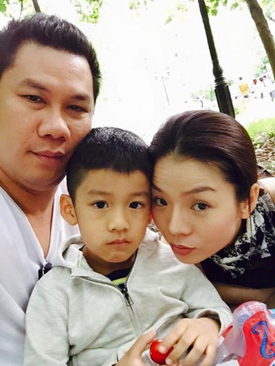 Lệ Quyên: “Họ nói cái gì tôi cũng có, còn đau khổ nỗi gì?” - 3 Gia đình hạnh phúc của ca sĩ Lệ Quyên.
