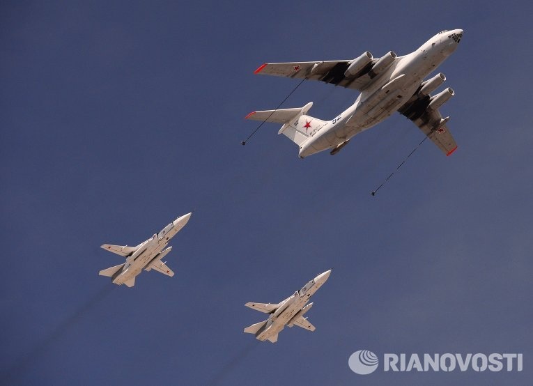 Xem trước màn trình diễn vũ khí của Nga ngày 9/5 (P2) - 6 Il-78 và Su-24