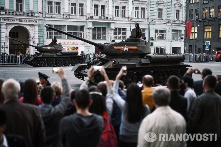 Xem trước màn trình diễn vũ khí của Nga ngày 9/5 (P2) - 10 Xe tăng T-34.