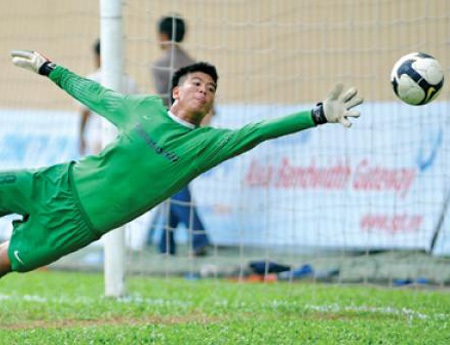 Bửu Ngọc nhiều triển vọng, nhưng chưa đủ để chiếm vị trí số 1 trong đội tuyển