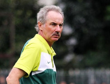 HLV Alfred Riedl của ĐT Indonesia đã gút xong danh sách dự AFF Cup