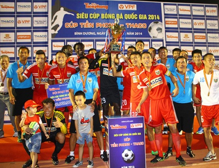 B.Bình Dương là đội đoạt Siêu cúp 2014 (ảnh: Kim Điền)