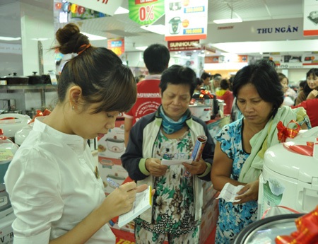 Đại gia bán lẻ điện máy dành 1 triệu USD “tiếp sức” khách hàng mua sắm Tết - 3 Đại gia bán lẻ điện máy dành 1 triệu USD “tiếp sức” khách hàng mua sắm Tết