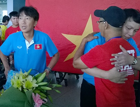 HLV Miura: “Giờ là lúc hướng về SEA Games 28” - 1 HLV Miura: “Giờ là lúc hướng về SEA Games 28”