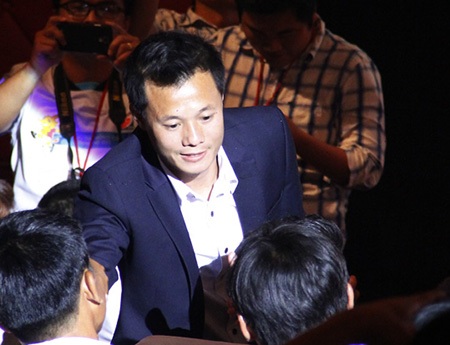 Abass thắng giải cầu thủ ngoại hay nhất