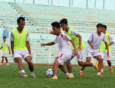 CLB TPHCM hiện đứng thứ 2 trên bảng xếp hạng (ảnh: Kim Điền)