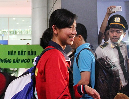 Dù đã là ngôi sao số 1 của thể thao Việt Nam, nhưng Ánh Viên vẫn thật dung dị (ảnh: Trọng Nghĩa)