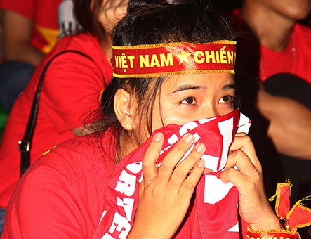 Nhưng khi người Thái chọc thủng lưới U23 Việt Nam, sự lo lắng tăng cao