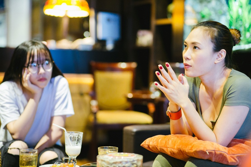 Mỹ Tâm "giải tỏa tâm lý" cho học trò trước vòng liveshow - 5 Sau đó cô sẽ đưa ra những góp ý chuyên môn trong việc chọn bài của học trò.