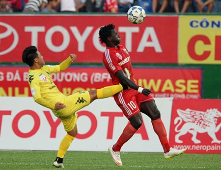 Khúc quanh ở ngôi đầu và sự hụt hơi của HA Gia Lai