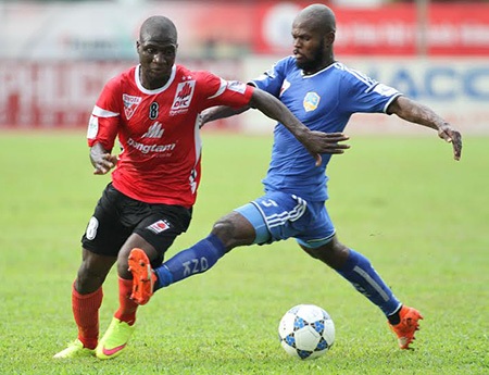 Thanh Hải lập cú đúp... (ảnh: Nguyễn Đình)