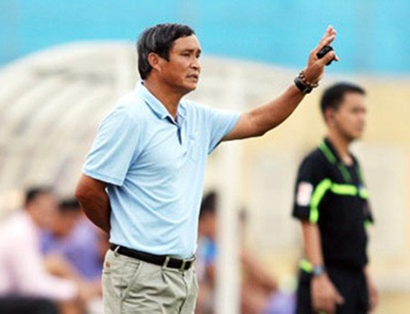 HLV Mai Đức Chung (B.Bình Dương) không hài lòng về tinh thần của các học trò