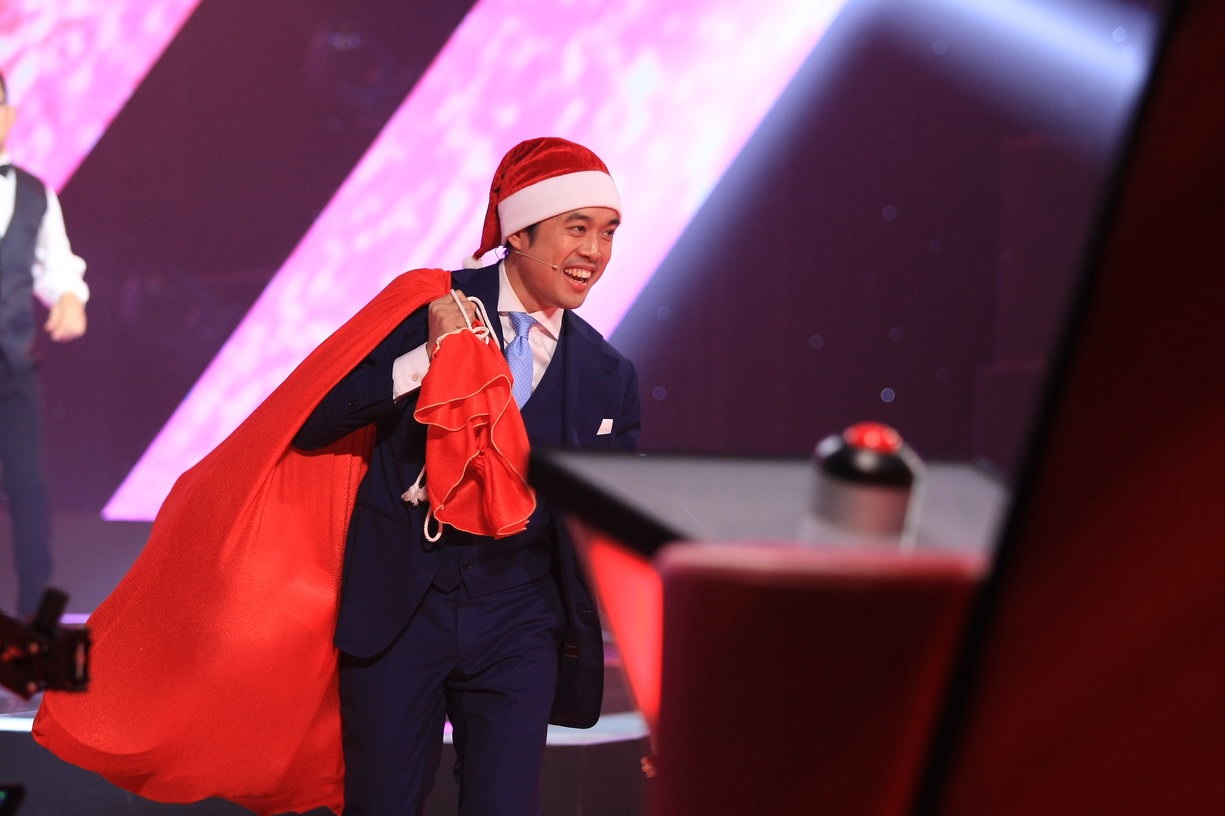 Hồ Hoài Anh “đá xoáy” nhạc sĩ Dương Khắc Linh