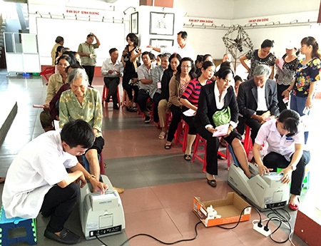 Hơn 1.000 người cao tuổi tìm hiểu Luật bảo vệ người tiêu dùng cùng Vinamilk - 6 Hơn 1.000 người cao tuổi tìm hiểu Luật bảo vệ người tiêu dùng cùng Vinamilk