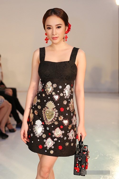 Top 10 sao Việt mặc đẹp nhất tuần qua - 4 Angela Phương Trinh