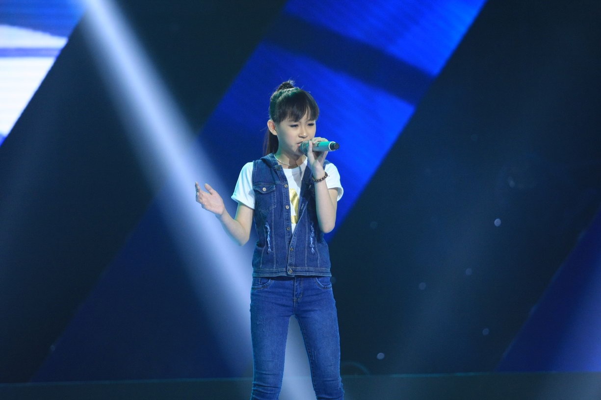 Hồ Hoài Anh “đá xoáy” nhạc sĩ Dương Khắc Linh