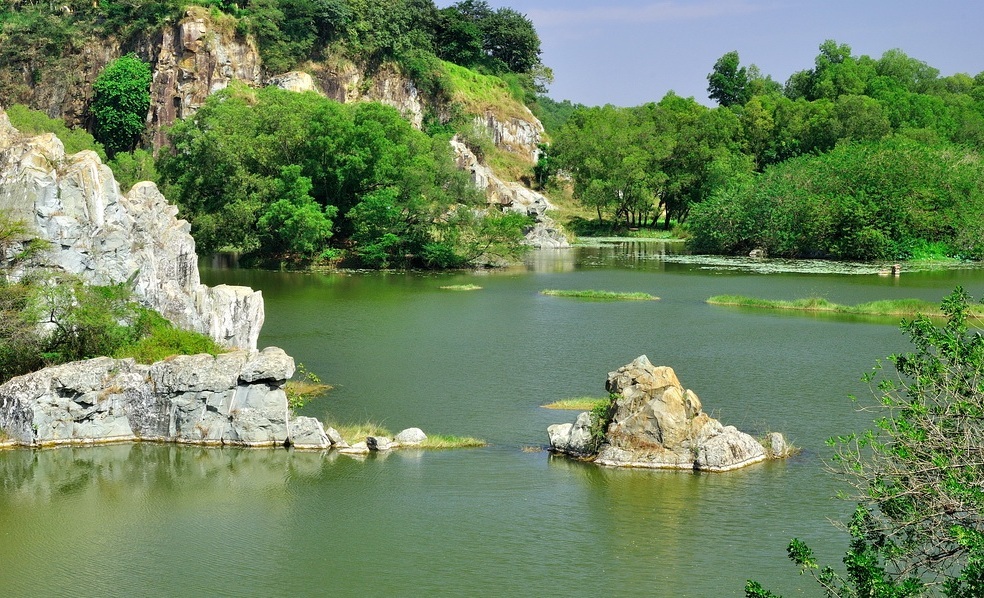 Sài Gòn cuối tuần… Đổi gió ngày hè - 4 Non nước hữu tình tại khu du lịch Bửu Long