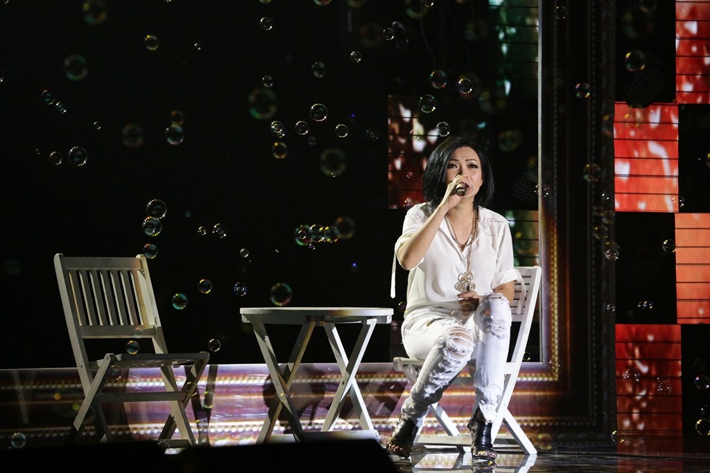 Nữ ca sĩ Phương Thanh đã có phần trình diễn khá thành công khi thể hiện bản hit