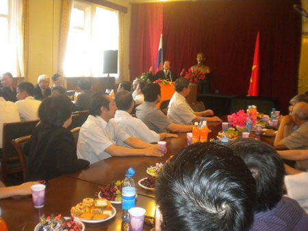 Giao lưu với đoàn Hội Nhà văn VN - 2 Giao lưu với đoàn Hội Nhà văn VN - 2