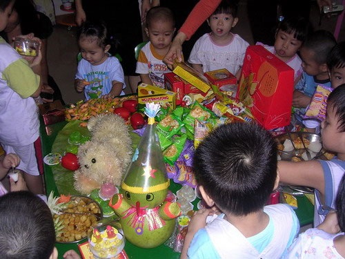 Vầng trăng Trung thu cổ tích - 2 Vầng trăng Trung thu cổ tích - 2
