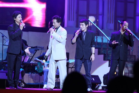 Hồn gốm Bàu Trúc qua giọng ca Chế Linh - 1 Hồn gốm Bàu Trúc qua giọng ca Chế Linh - 1