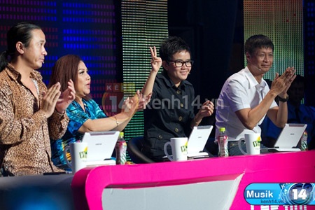 Làm người của công chúng…hoàn hảo - 1