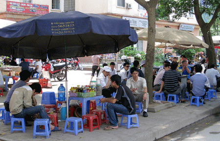 “Điệp khúc” giá cả ngày Tết lại... lên mây - 3 “Điệp khúc” giá cả ngày Tết lại... lên mây - 3