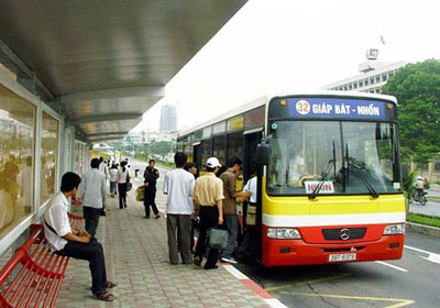 Vẽ lại bức tranh xe buýt VN đẹp hơn - 3 Vẽ lại bức tranh xe buýt VN đẹp hơn