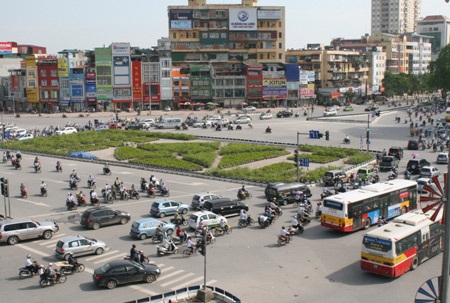 Lý giải về phí lưu hành xe khó chấp nhận