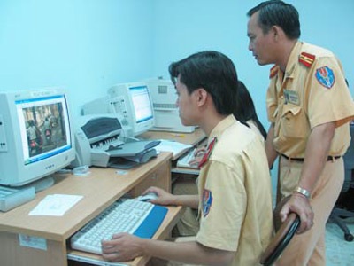 Xử phạt vi phạm GT: Tính nghiêm minh của lực lượng chức năng! - 1 Xử phạt vi phạm GT: Tính nghiêm minh của lực lượng chức năng!