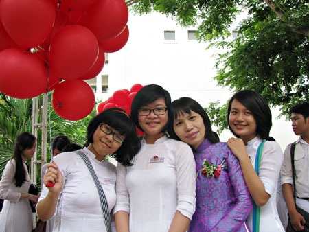 Chuyện Thầy – Trò và kỹ năng sống - 1 Khi đến trường cô giáo như mẹ hiền (ảnh minh họa: Khánh Hiền)