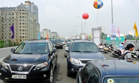 Đường trên cao: Lại nói về thưởng/phạt, về xe lớn/xe nhỏ - 1 Đường trên cao: Lại nói về thưởng/phạt, về xe lớn/xe nhỏ