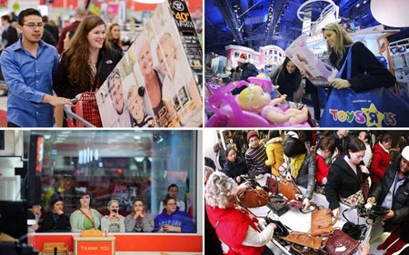 Khách hàng Anh mua sắm đông đúc trong ngày đại hạ giá BlackFriday 2012
