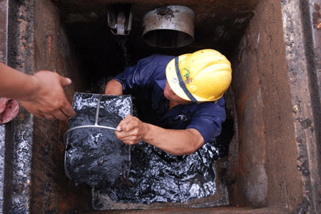 Những cao thủ chặt chém người lao động