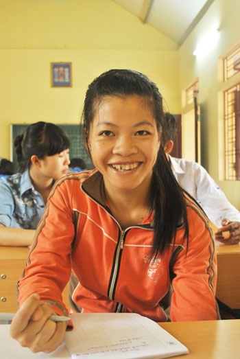 Học sinh Trần Thị Phượng đã 4  năm gắn bó với lớp học tình thương