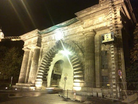 Budapest: Tình yêu từ cái nhìn đầu tiên - 10 Ga tàu điện ngầm Budapest cổ thứ nhì thế giới (sau London)