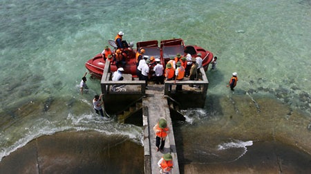 Việt Nam giải “bài toán” rủi ro trước nước lớn