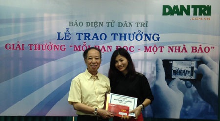 Tiếng nói nhân dân qua “Mỗi bạn đọc – Một nhà báo” - 2 Tổng Biên tập Phạm Huy Hoàn cùng chung vui với các Bạn đọc - Nhà báo