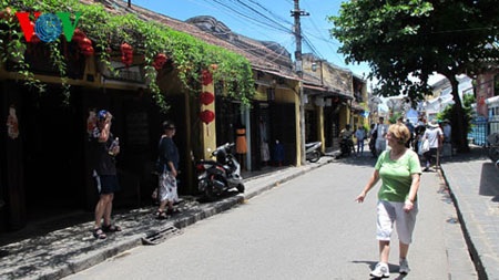 Ứng xử với di sản: Huế và Hội An, ông Hoà và ông Sự - 2 Hội An với vẻ đẹp thanh bình