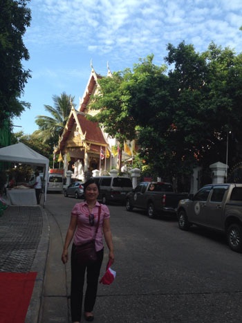 Những khoảnh khắc vẫn bình yên ở xứ Chùa Vàng sau đảo chính - 1 Đường phố Bangkok có vắng vẻ hơn