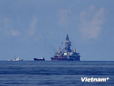 Cẩn trọng với kế “giương đông kích tây”! - 1 Giàn khoan Hải Dương-981 (Haiyang Shiyou-981)