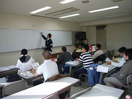 Cảnh sát Nhật khiến một người Việt ăn cắp rơi lệ - 1 Cảnh sát Nhật khiến một người Việt ăn cắp rơi lệ