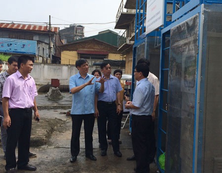 Dân Mỹ Đình II xôn xao vì tin nước ăn bị nhiễm thạch tín - 1 Dân Mỹ Đình II xôn xao vì tin nước ăn bị nhiễm thạch tín