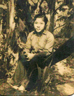 (Phần 4):  Tình yêu thời hoa lửa - 1 Mình Em bên cánh võng (ảnh chụp năm 1971)