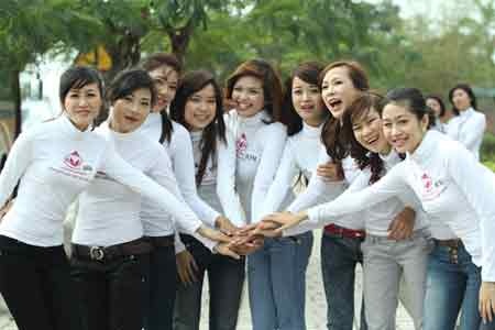 Quần jeans, áo mỏng: Cấm hết cho yên tâm? - 1 Giá trị của nhà trường không phải được quyết định bởi cán bộ và sinh viên mặc cái gì