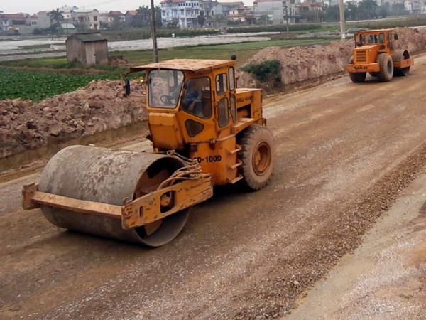 Nỗi lo hàng chục ngàn tỷ đồng vốn tín dụng dồn ra mặt đường - 1 Nỗi lo hàng chục ngàn tỷ đồng vốn tín dụng dồn ra mặt đường