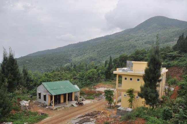 Nhà đầu tư Trung Quốc “án binh bất động” - 2 Vịnh Lăng Cô trong tầm nhìn của dự án khu du lịch World Shine trên đèo Hải Vân. Ảnh: Thanh Hải